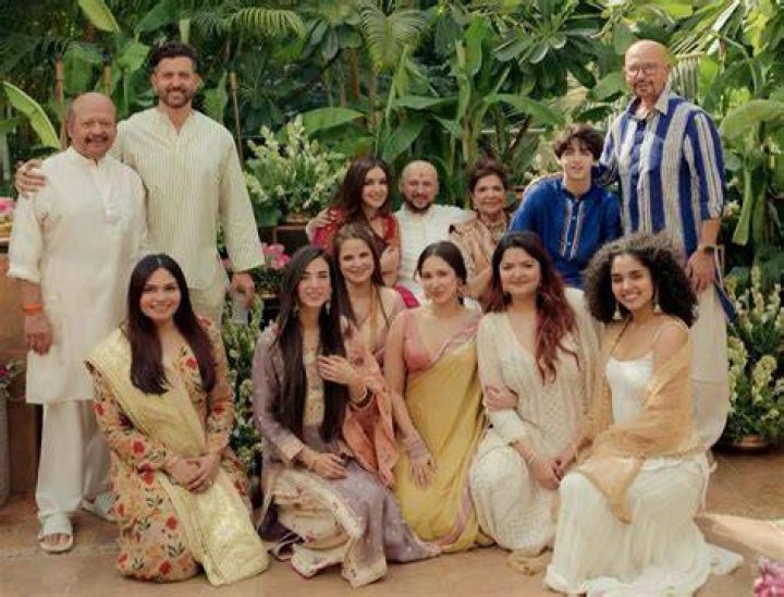Saba Azad's Family Roots: Uncovering Her Parentage